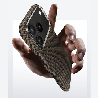 BENKS ETUI MAGNETIC ARMOR TINT KEVLAR 1000D (0069) DO IPHONE 17 PRO ZŁOTY